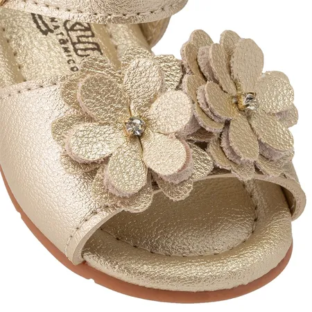 Sandália Infantil Klin Cup Cake Detalhe Com Florzinhas